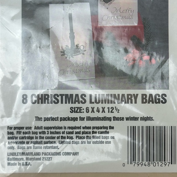 Lindley 8 Christmas Luminary Bags Winter Santa Sleigh & Reindeer Merry Christmas - Picture 4 of 6